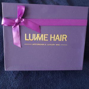 22 inches 13X 6 frontal wig in box w/curling iron